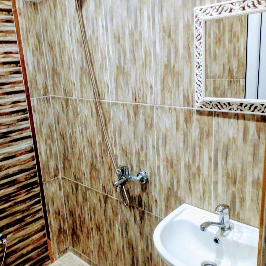 Rose & Water Guest House Pavel Banya Εξωτερικό φωτογραφία